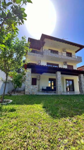 Granari Villa Areta